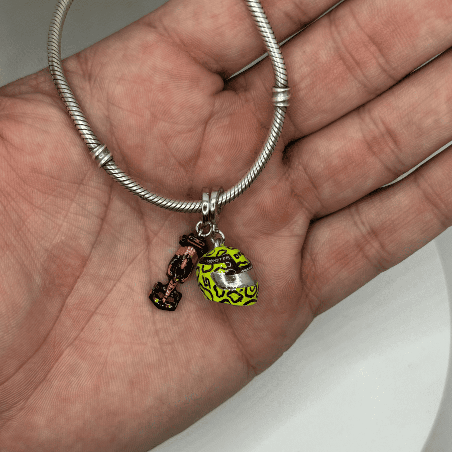 Charm Casco Lando Norris