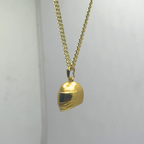Collar Casco Dorado