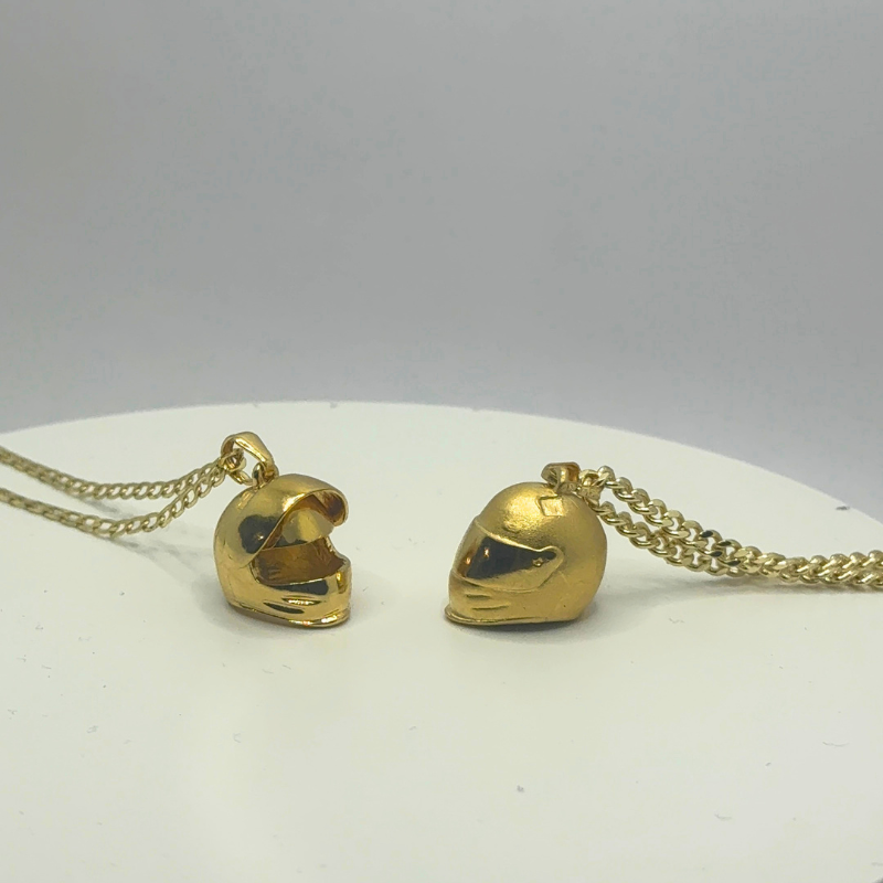 Collar Casco Dorado