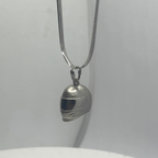 Collar Casco Plateado
