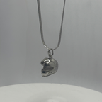 Collar Casco Plateado