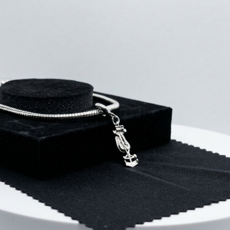 Charm Monoplaza Halo